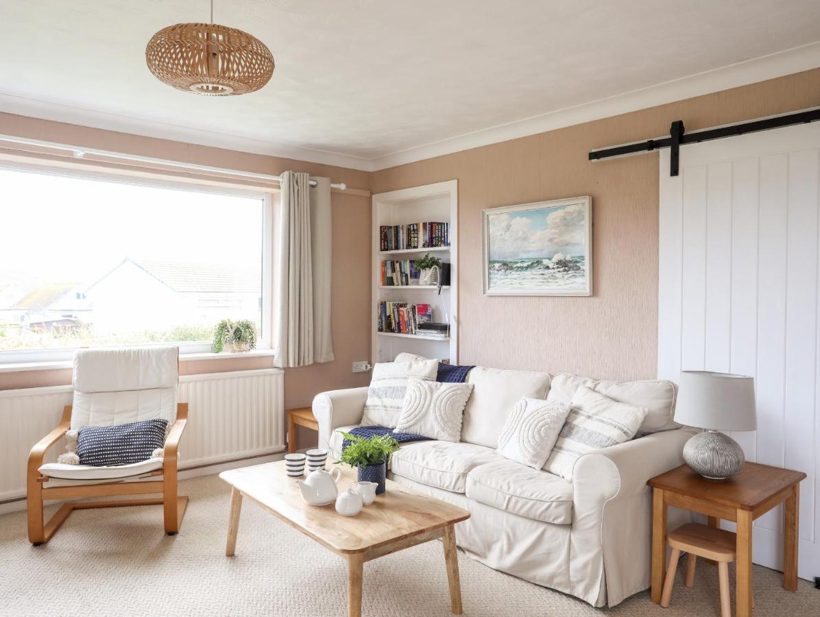 Ty Bedw Villa Benllech Exteriör bild