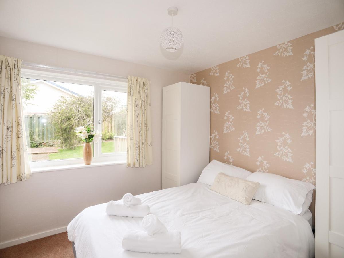 Ty Bedw Villa Benllech Exteriör bild
